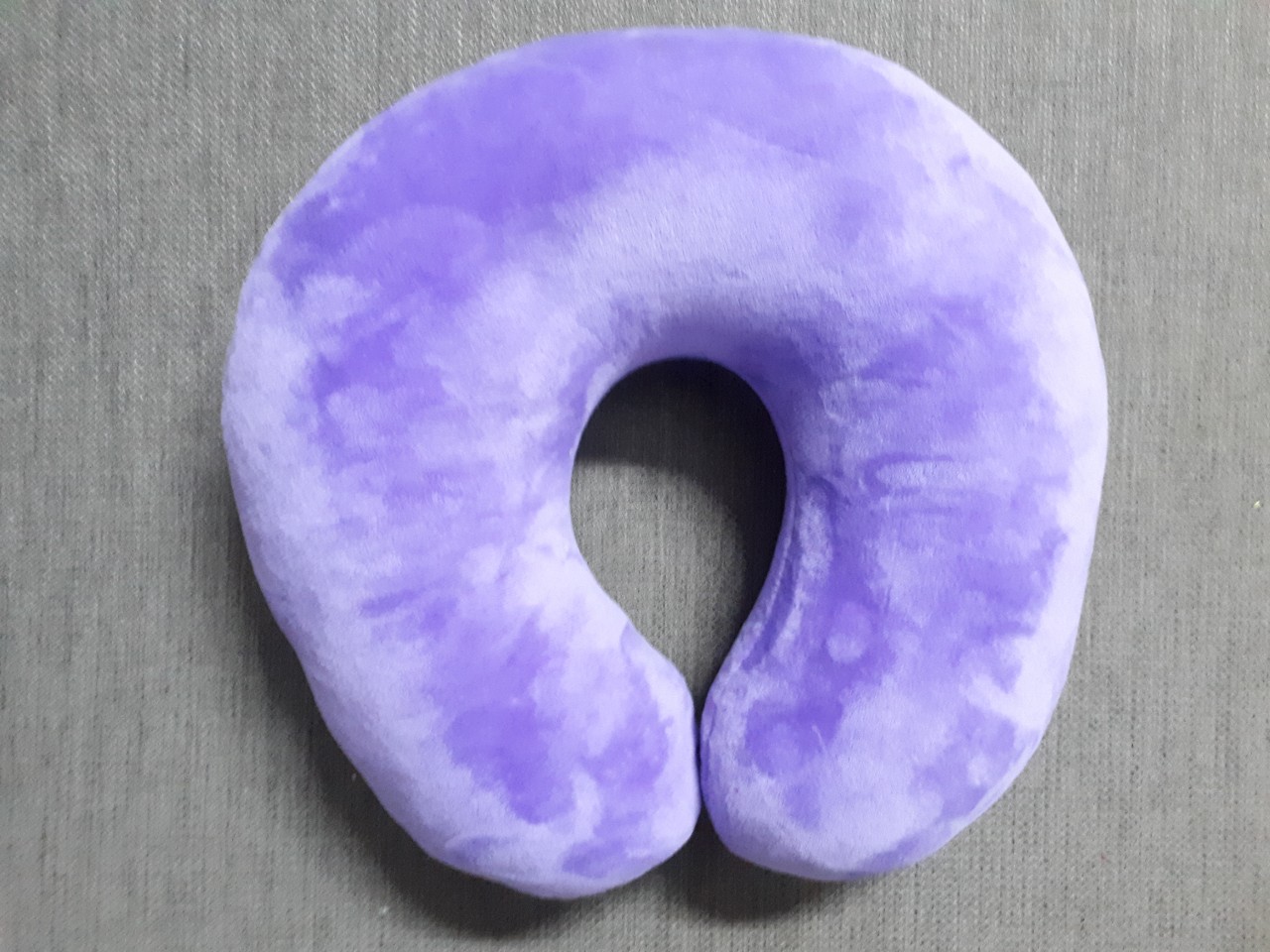 Gối cổ chữ u giá rẻ tại Hồ Chí Minh