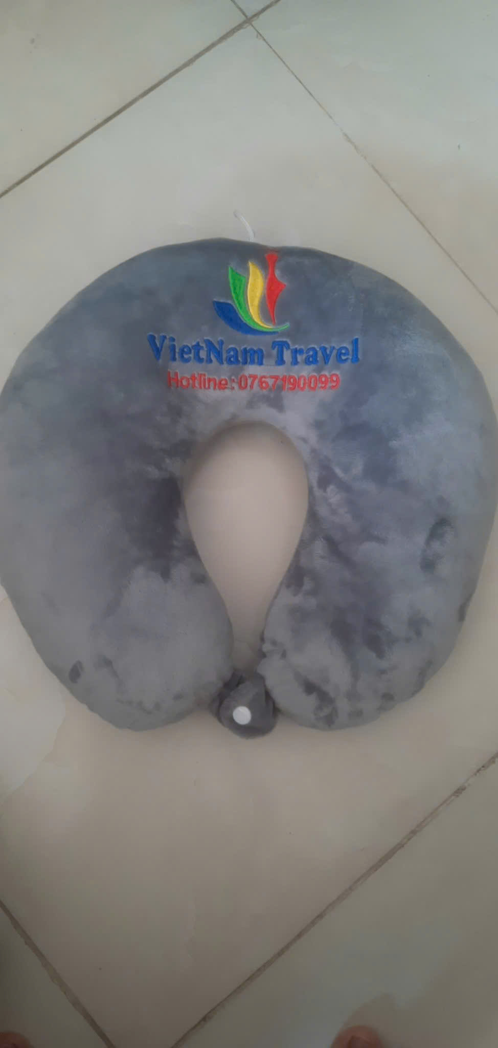 Gối cổ chữ u in thêu theo yêu cầu